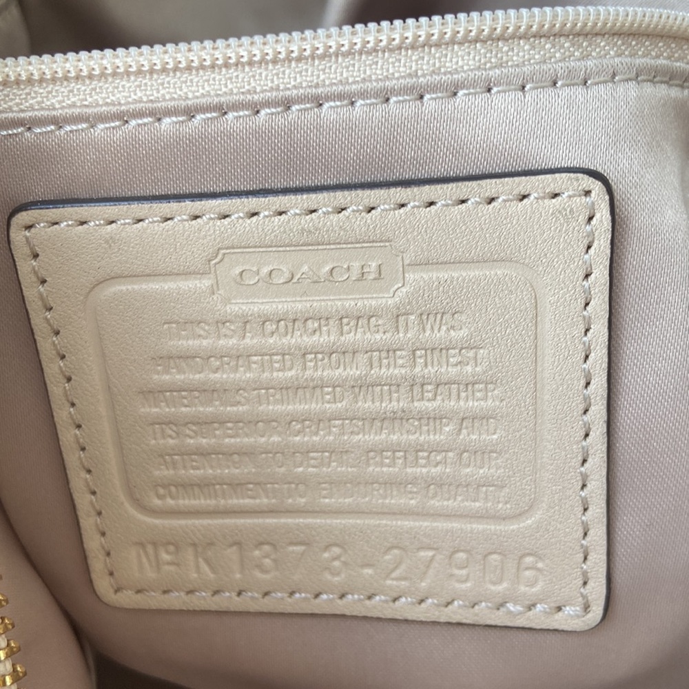 COACH MADISON OPT ART Signature 27906 2way hand or shoulder bag - Gently used - Picture 7 of 14